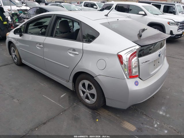 44990370 :رقم المزاد ، JTDKN3DUXF0401539 vin ، 2015 Toyota Prius Two مزاد بيع