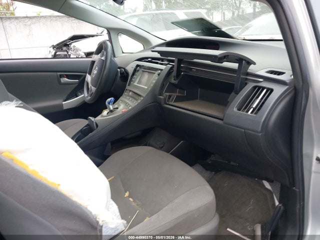 44990370 :رقم المزاد ، JTDKN3DUXF0401539 vin ، 2015 Toyota Prius Two مزاد بيع