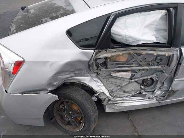 44990370 :رقم المزاد ، JTDKN3DUXF0401539 vin ، 2015 Toyota Prius Two مزاد بيع
