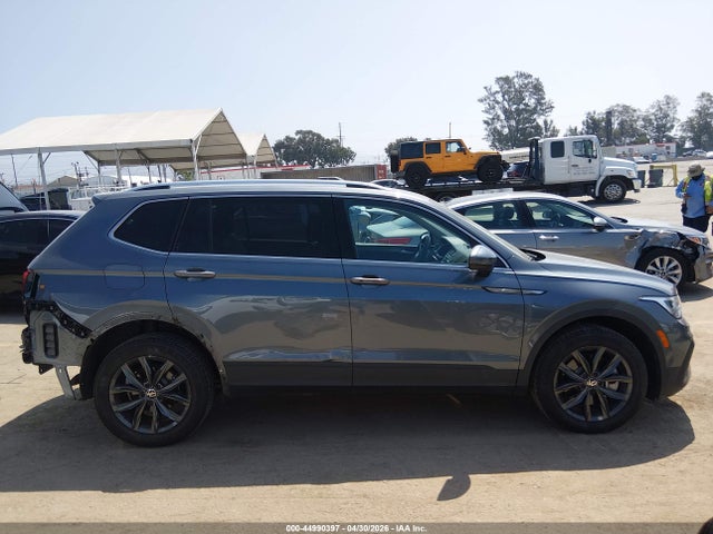 3VV3B7AX6PM122950 Volkswagen Tiguan 2.0t Se