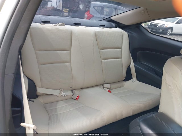 44990399 :رقم المزاد ، 1HGCT1B79FA004086 vin ، 2015 Honda Accord Ex مزاد بيع