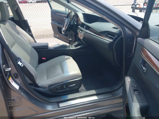 Продажа на аукционе авто 2014 Lexus Es 350, vin: JTHBK1GG7E2114308, номер лота: 44990412