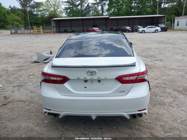 4T1B61HK8JU131976 Toyota CAMRY XSE