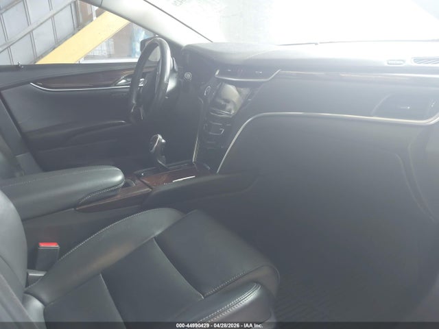 Продажа на аукционе авто 2017 Cadillac Xts Luxury, vin: 2G61M5S39H9183139, номер лота: 44990429