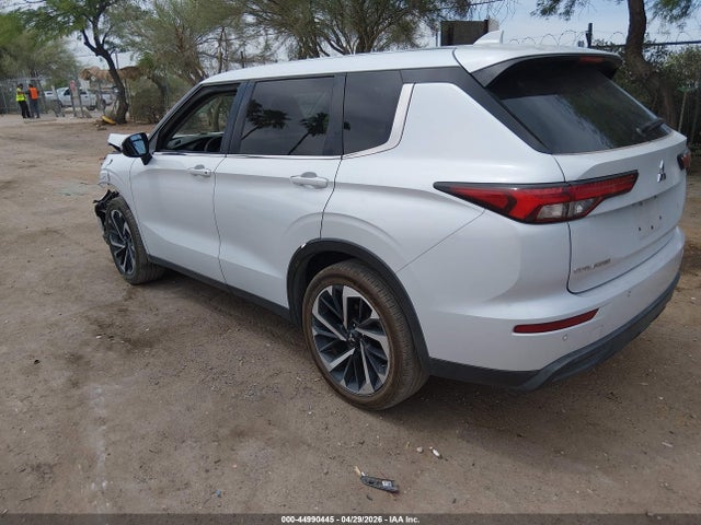 44990445 :رقم المزاد ، JA4J3TA87NZ026674 vin ، 2022 Mitsubishi Outlander Es 2.5 2wd مزاد بيع