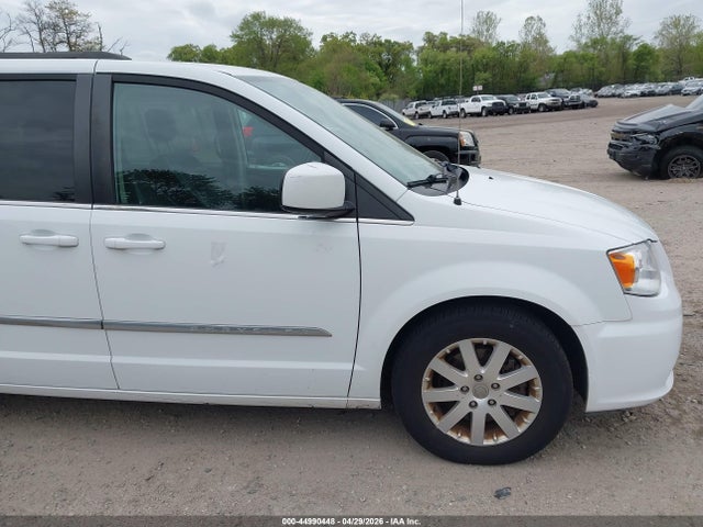 44990448 :رقم المزاد ، 2C4RC1BGXGR165049 vin ، 2016 Chrysler Town & Country Touring مزاد بيع