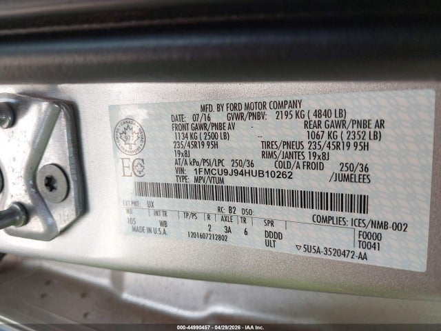 1FMCU9J94HUB10262 Ford Escape Titanium