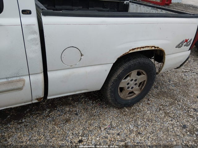 2004 Chevrolet Silverado 1500 Lt მანქანა იყიდება აუქციონზე, vin: 2GCEK19T941378377, აუქციონის ნომერი: 44990459