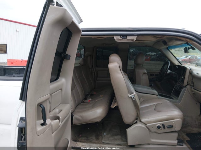 2004 Chevrolet Silverado 1500 Lt მანქანა იყიდება აუქციონზე, vin: 2GCEK19T941378377, აუქციონის ნომერი: 44990459