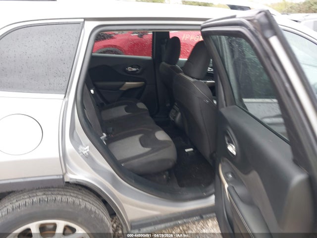 2018 Jeep Cherokee Latitude Fwd მანქანა იყიდება აუქციონზე, vin: 1C4PJLCB6JD536875, აუქციონის ნომერი: 44990491