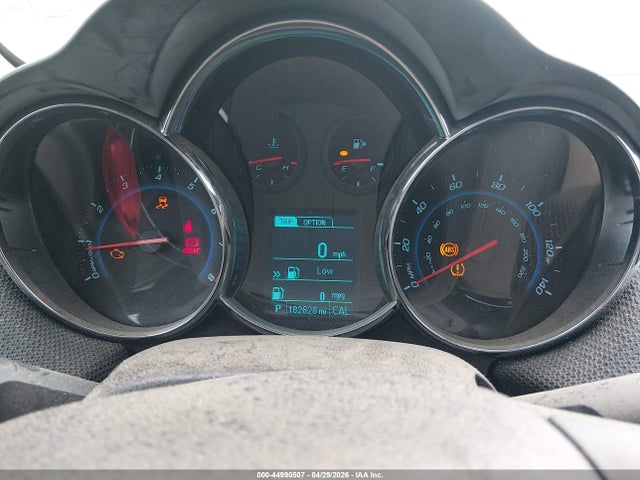 44990507 :رقم المزاد ، 1G1PE5SB7F7111049 vin ، 2015 Chevrolet Cruze 2lt Auto مزاد بيع