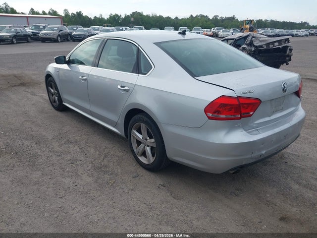 Продаж на аукціоні авто 2015 Volkswagen Passat 1.8t Limited Edition, vin: 1VWAT7A35FC115405, номер лоту: 44990560