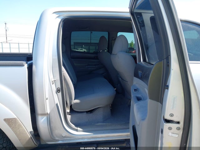 Продажа на аукционе авто 2011 Toyota Tacoma Base V6, vin: 3TMLU4EN0BM071065, номер лота: 44990579