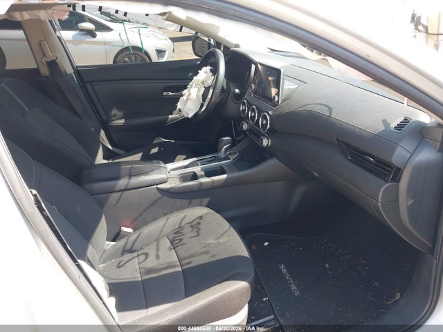 3N1AB8CV3NY241880 Nissan Sentra Sv Xtronic Cvt