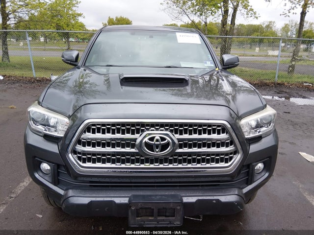 Продаж на аукціоні авто 2017 Toyota Tacoma Trd Sport, vin: 3TMDZ5BN5HM020167, номер лоту: 44990583