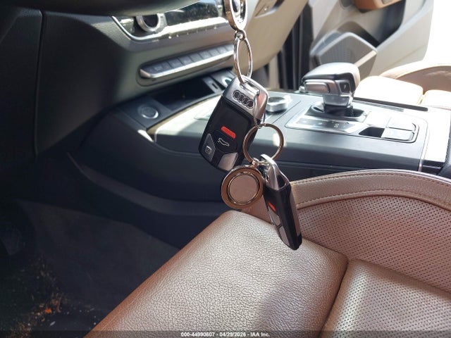 2018 Audi Q5 2.0t Premium/2.0t Tech Premium მანქანა იყიდება აუქციონზე, vin: WA1BNAFY6J2212320, აუქციონის ნომერი: 44990607