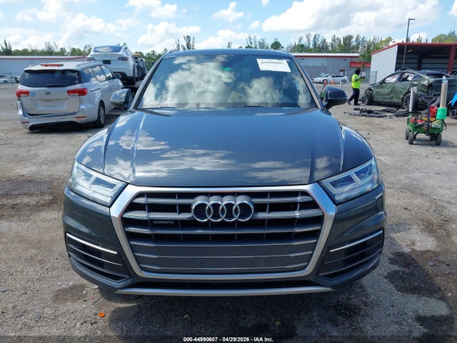 2018 Audi Q5 2.0t Premium/2.0t Tech Premium მანქანა იყიდება აუქციონზე, vin: WA1BNAFY6J2212320, აუქციონის ნომერი: 44990607