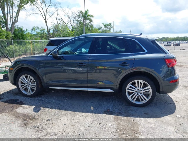 2018 Audi Q5 2.0t Premium/2.0t Tech Premium მანქანა იყიდება აუქციონზე, vin: WA1BNAFY6J2212320, აუქციონის ნომერი: 44990607