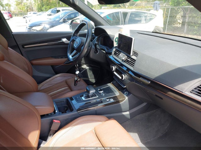 2018 Audi Q5 2.0t Premium/2.0t Tech Premium მანქანა იყიდება აუქციონზე, vin: WA1BNAFY6J2212320, აუქციონის ნომერი: 44990607