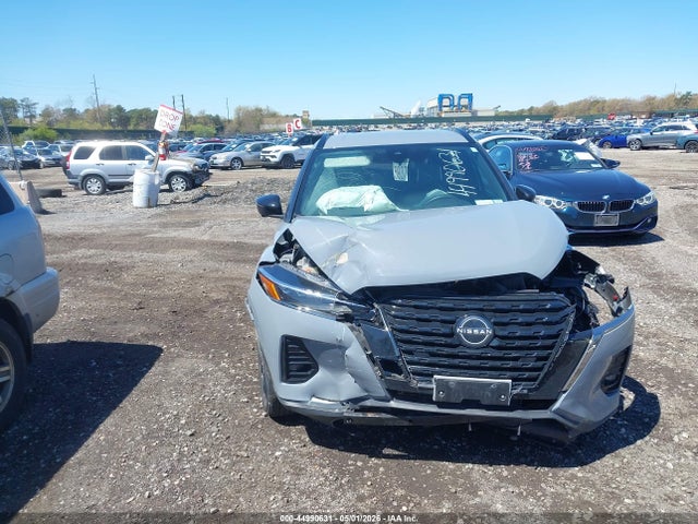 Продаж на аукціоні авто 2022 Nissan Kicks Sr Xtronic Cvt, vin: 3N1CP5DV5NL491139, номер лоту: 44990631