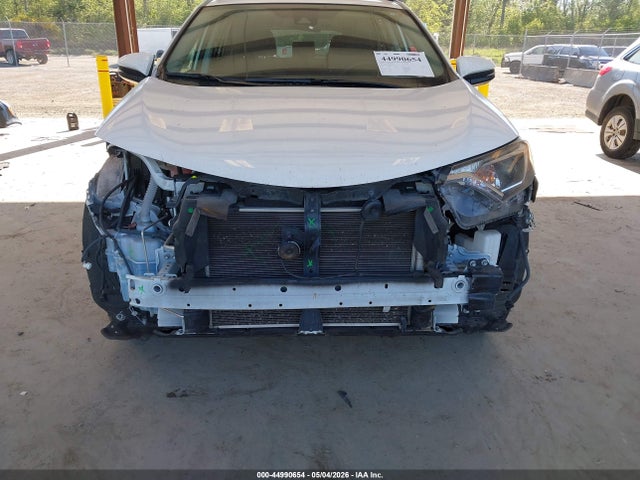 JTMRFREV1HJ121351 Toyota Rav4 Xle