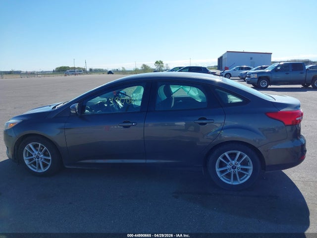 2015 Ford Focus Se მანქანა იყიდება აუქციონზე, vin: 1FADP3F20FL231727, აუქციონის ნომერი: 44990665