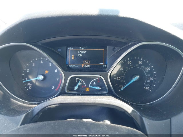 2015 Ford Focus Se მანქანა იყიდება აუქციონზე, vin: 1FADP3F20FL231727, აუქციონის ნომერი: 44990665