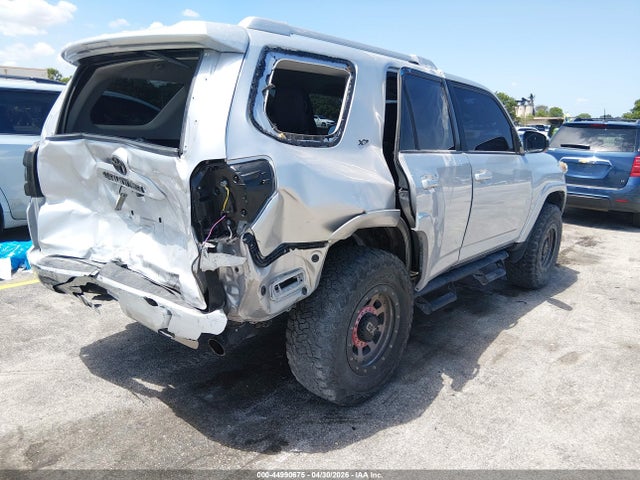 Aukcja sprzedaży 2018 Toyota 4runner Sr5, vin: JTEZU5JR9J5176485, numer aukcji: 44990675
