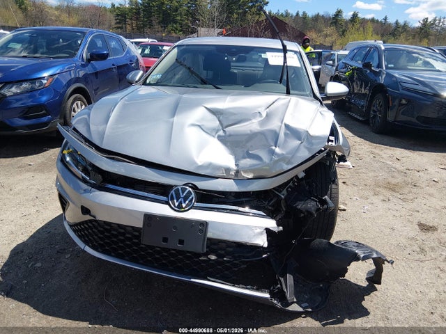 Продажа на аукционе авто 2025 Volkswagen Jetta 1.5t S, vin: 3VW5X7BU6SM072070, номер лота: 44990688