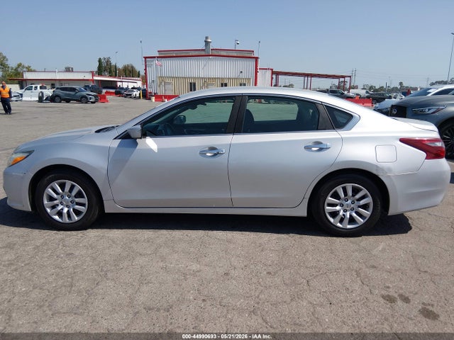 44990693 :رقم المزاد ، 1N4AL3AP4JC108104 vin ، 2018 Nissan Altima 2.5 S مزاد بيع