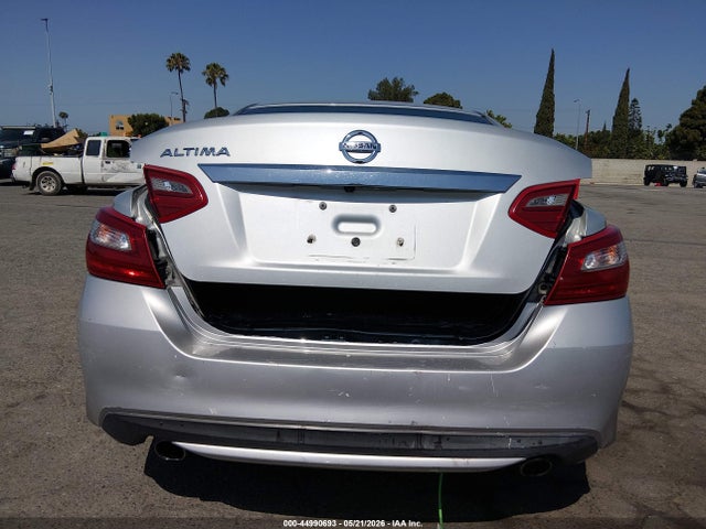 44990693 :رقم المزاد ، 1N4AL3AP4JC108104 vin ، 2018 Nissan Altima 2.5 S مزاد بيع