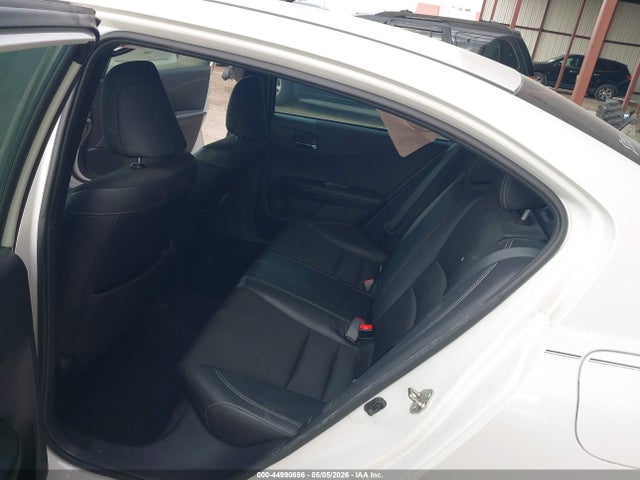 Продажа на аукционе авто 2016 Honda Accord Sport, vin: 1HGCR2F57GA062907, номер лота: 44990696