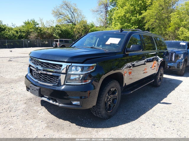 Продаж на аукціоні авто 2018 Chevrolet Suburban Lt, vin: 1GNSKHKC7JR213413, номер лоту: 44990701