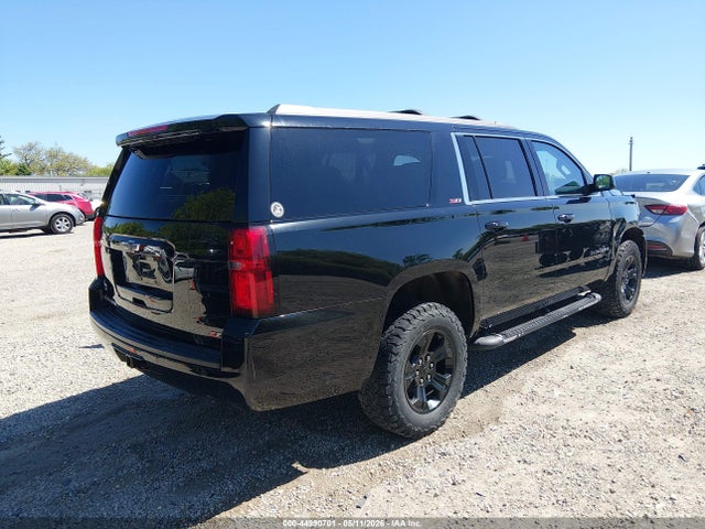 Продаж на аукціоні авто 2018 Chevrolet Suburban Lt, vin: 1GNSKHKC7JR213413, номер лоту: 44990701