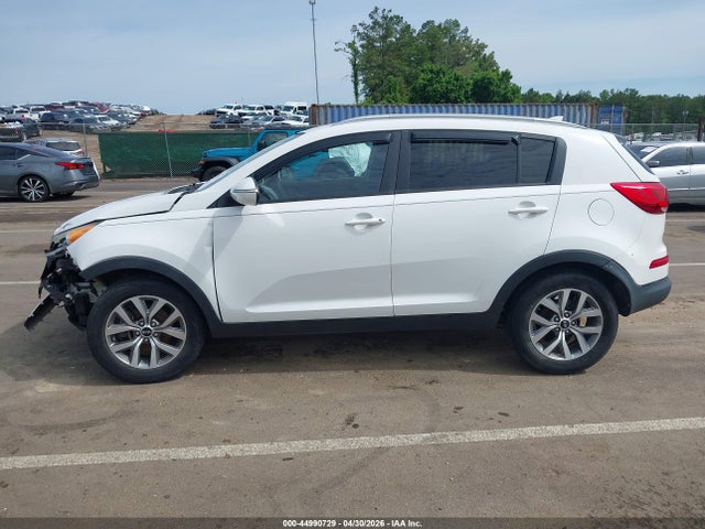 44990729 :رقم المزاد ، KNDPB3AC8F7710850 vin ، 2015 Kia Sportage Lx مزاد بيع