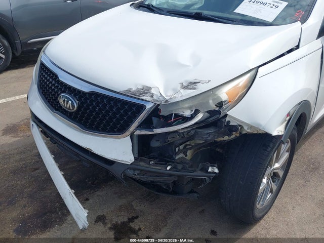 44990729 :رقم المزاد ، KNDPB3AC8F7710850 vin ، 2015 Kia Sportage Lx مزاد بيع
