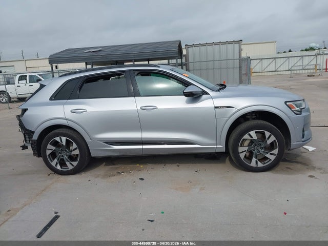 Audi E-tron Premium Quattro 2021 WA1AAAGE0MB025624 Image 14