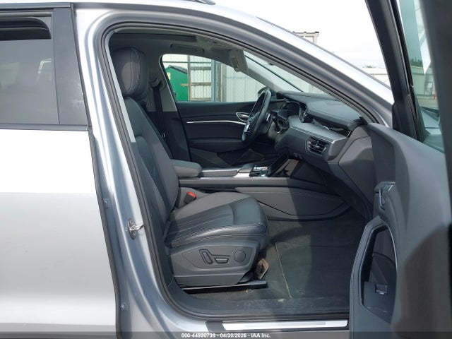 Audi E-tron Premium Quattro 2021 WA1AAAGE0MB025624 Image 5