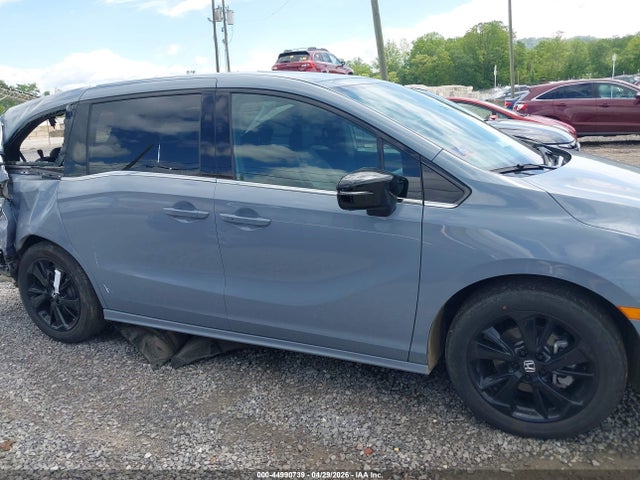 Продажа на аукционе авто 2024 Honda Odyssey Sport, vin: 5FNRL6H76RB018357, номер лота: 44990739