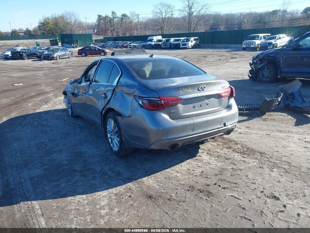 44990744 :رقم المزاد ، JN1EV7AR9JM438610 vin ، 2018 Infiniti Q50 3.0t Luxe مزاد بيع