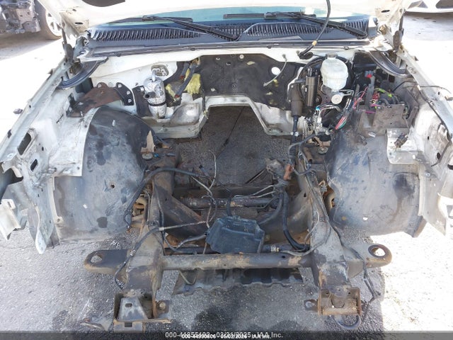 2003 Chevrolet Silverado 1500 Ls მანქანა იყიდება აუქციონზე, vin: 1GCEC19T43E350027, აუქციონის ნომერი: 44990806