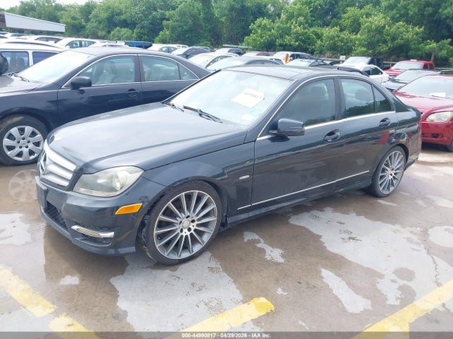 44990817 :رقم المزاد ، WDDGF4HB7CA612999 vin ، 2012 Mercedes-benz C 250 Sport مزاد بيع