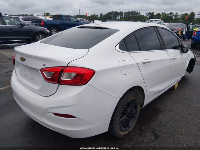 Продаж на аукціоні авто 2018 Chevrolet Cruze Lt Auto, vin: 1G1BE5SM4J7116147, номер лоту: 44990819