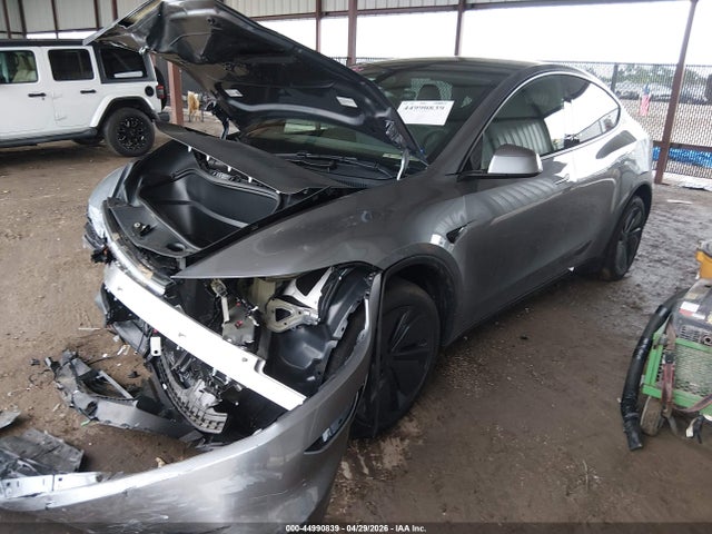 44990839 :رقم المزاد ، 7SAYGDEEXTA633685 vin ، 2026 Tesla Model Y All-wheel Drive/long Range Launch Series/premium All-wheel Drive مزاد بيع