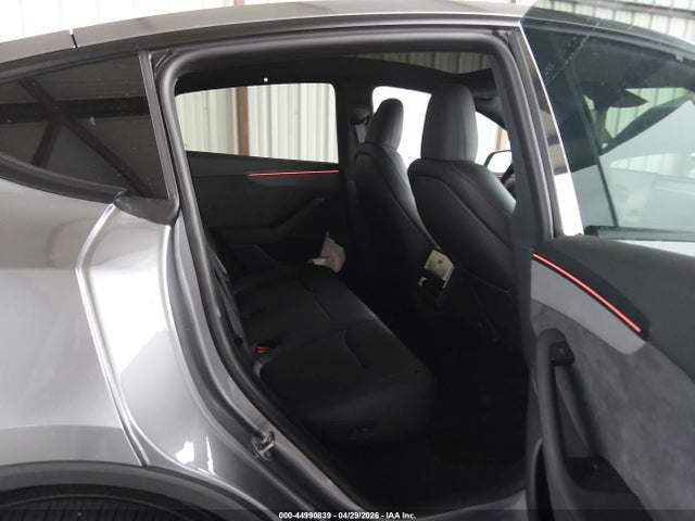 44990839 :رقم المزاد ، 7SAYGDEEXTA633685 vin ، 2026 Tesla Model Y All-wheel Drive/long Range Launch Series/premium All-wheel Drive مزاد بيع
