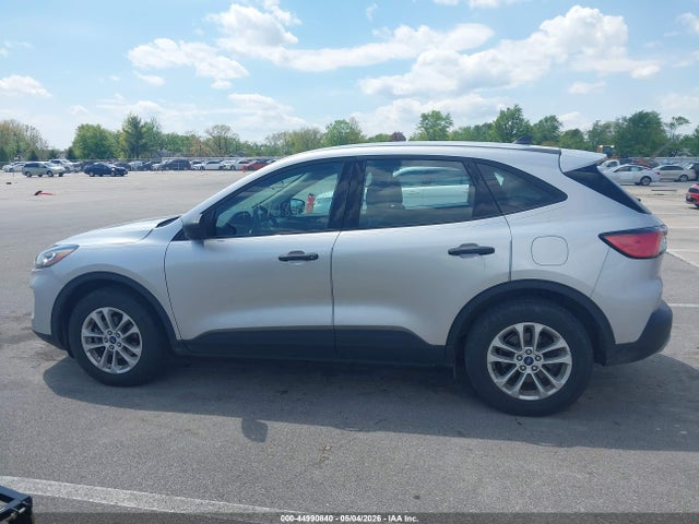 44990840 :رقم المزاد ، 1FMCU0F63LUB14743 vin ، 2020 Ford Escape S مزاد بيع
