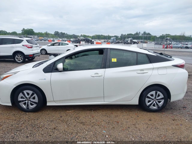 Продажа на аукционе авто 2016 Toyota Prius Three, vin: JTDKARFU8G3524834, номер лота: 44990852