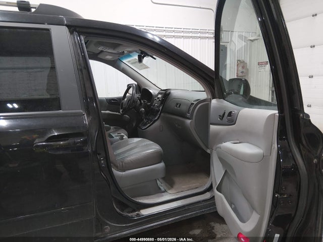 44990880 :رقم المزاد ، KNDMB233266094529 vin ، 2006 Kia Sedona Ex/lx مزاد بيع