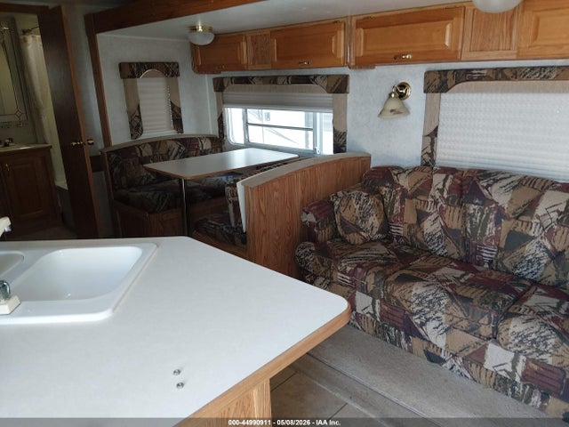 2002 Gulfstream Other მანქანა იყიდება აუქციონზე, vin: 1NL1CTM2521046536, აუქციონის ნომერი: 44990911