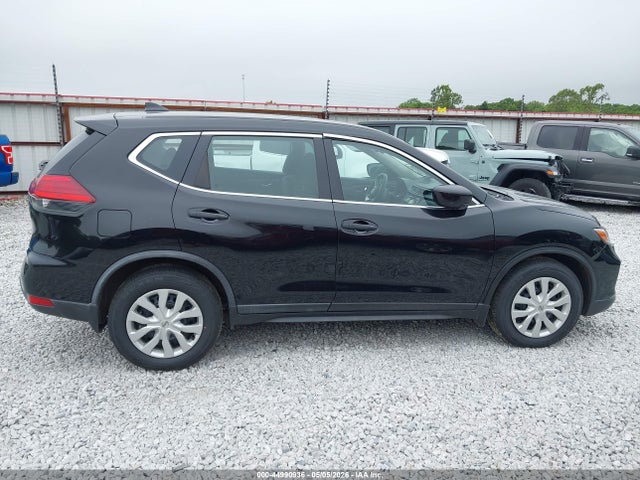 2017 Nissan Rogue S მანქანა იყიდება აუქციონზე, vin: KNMAT2MT2HP616197, აუქციონის ნომერი: 44990936